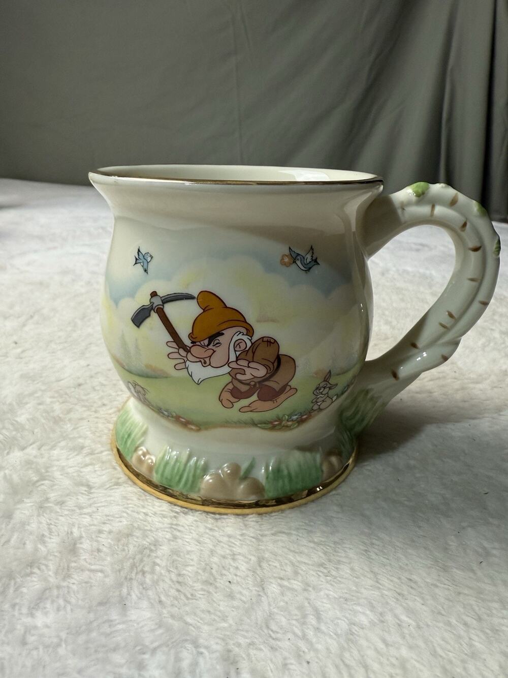 Lenox Disney Snow White Dwarf Sneezy Porcelain Cup Mug